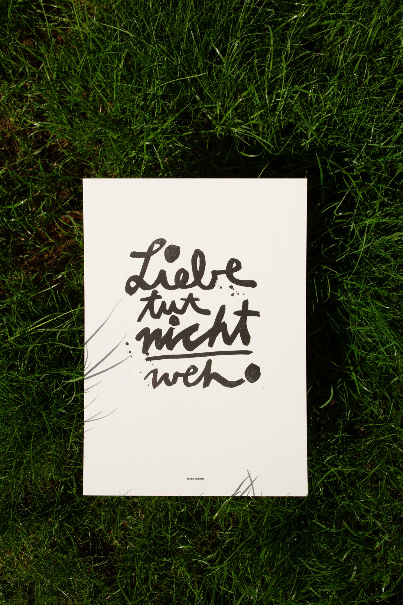 "Liebe tut nicht weh" A4 Print schwarz