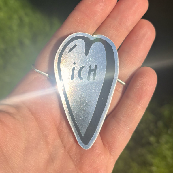 ich STICKER